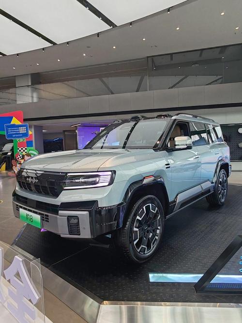 广州246比亚迪方程豹硬派越野的爆款，英菲尼迪35周年与你共成长